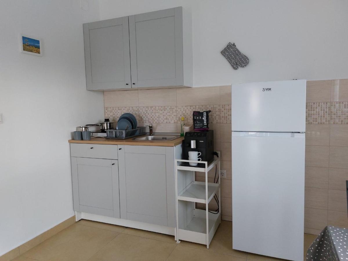 Apartmani Dejan Skradin Exterior foto